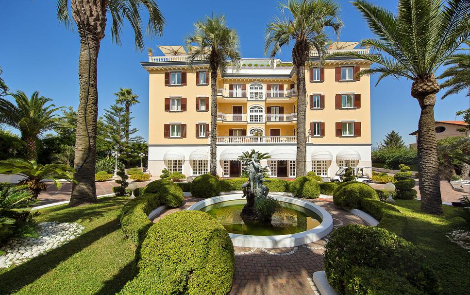 La Medusa Dimora di Charme da 128 €. Hotel a Castellammare di Stabia - KAYAK