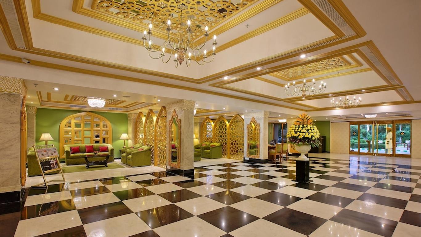 Hotel Clarks Shiraz da 32 €. Hotel a Agra - KAYAK