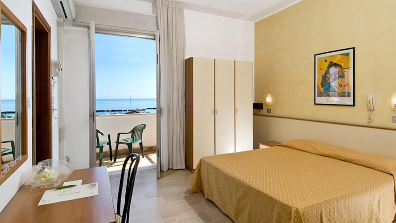 Hotel Arabesco da 66 €. Hotel a Rimini - KAYAK